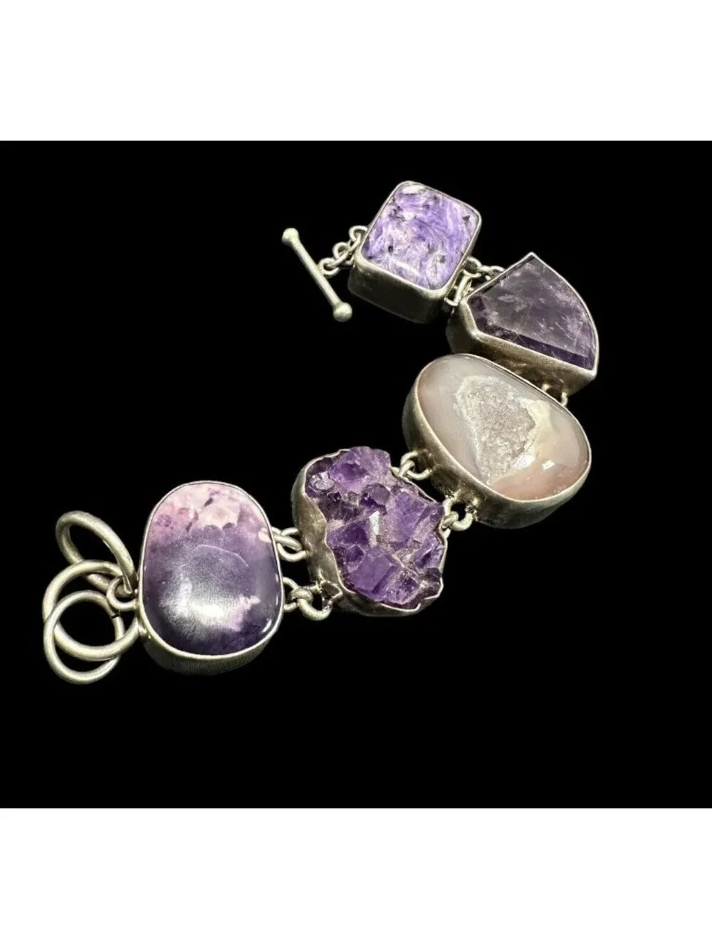 Handmade ancient echos